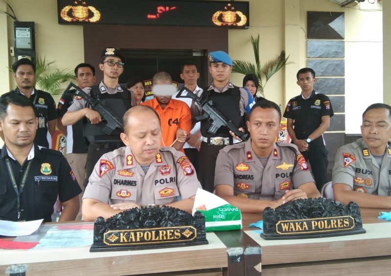 Biadab, Pria Ini Banting Bayi Usia Tujuh Hari dan Menginjaknya Hingga Tewas