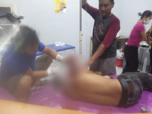Siram Bensin dan Bacok Polisi, Dorrr… Pelaku Curanmor Tewas