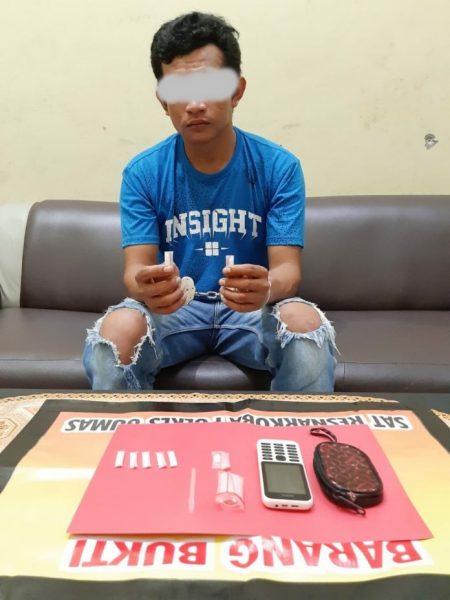 Digeledah Polisi, Arul Sembunyikan Lima Peket Sabu-sabu Dalam Lemari