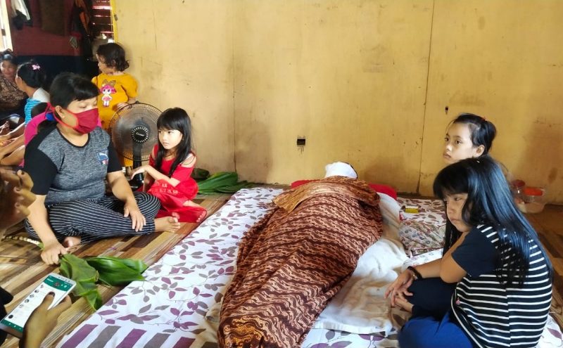 Masih Jalani Persidangan, Salah Satu Pejuang Lingkungan Tutup Usia