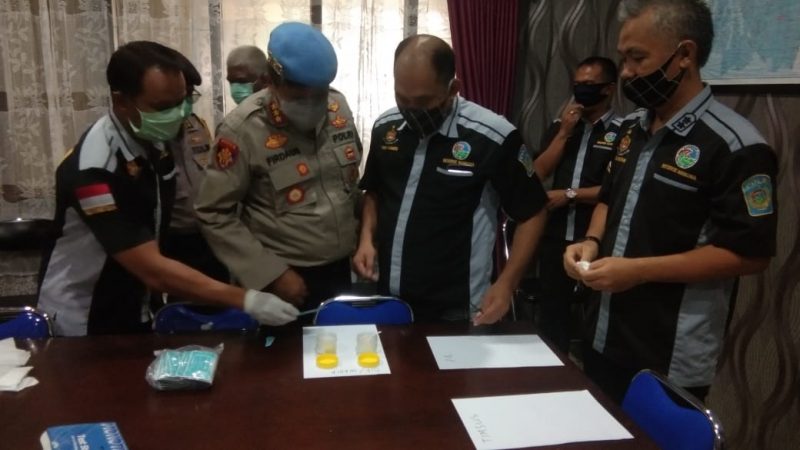Ketua Fraksi NasDem Apresiasi Keaktifan Posko Timpah dan Kapuas Tengah