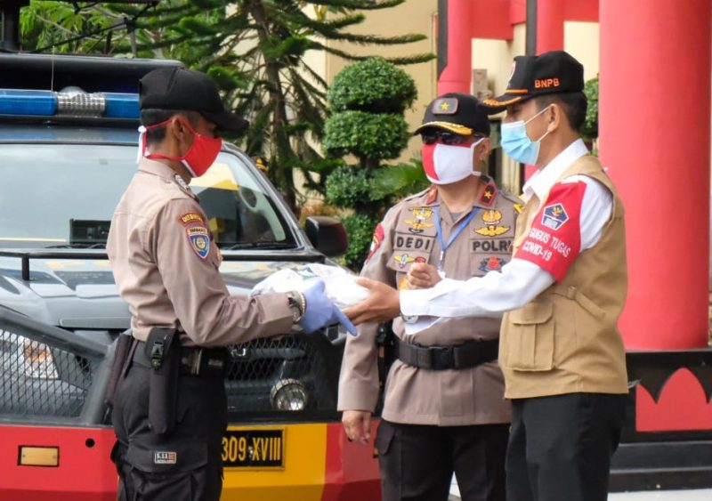 Digeledah Polisi, Warga Mendawai Sembunyikan Sabu di Lantai Rumah