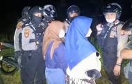 Diduga Pesta Miras Dalam Mobil, Dua Pria dan Tiga Wanita Diamankan Polisi
