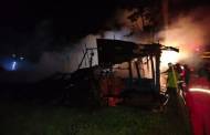 Kabel Listrik Disambar Petir, Kios Sembako Lingkar Luar Terbakar