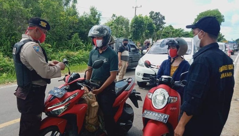 Pengunjung dan Pedagang Pasar Kahayan Jalani Rapid Tes Massal