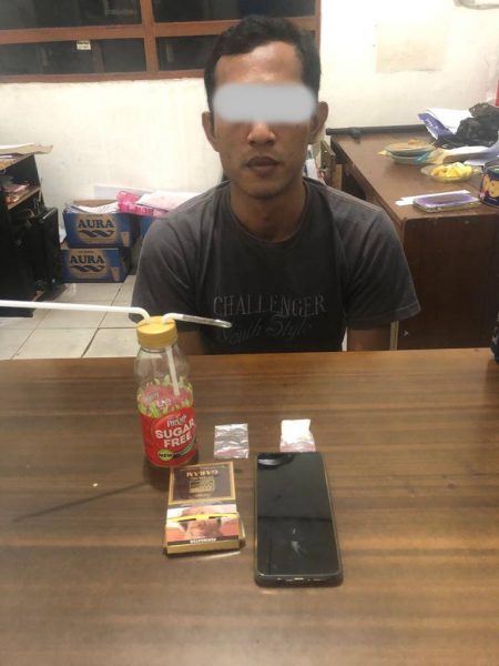 Diduga Pengedar, Pria ini Sembunyikan Sabu Dalam Kemasan Rokok