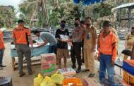 Polsek Sanaman Mantikei Bantuan Korban Kebakaran di Desa Dehes