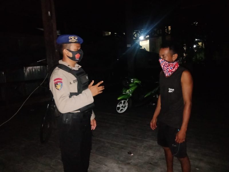 Polsek Serhil Cek Debit Air di Desa Tanggul Harapan
