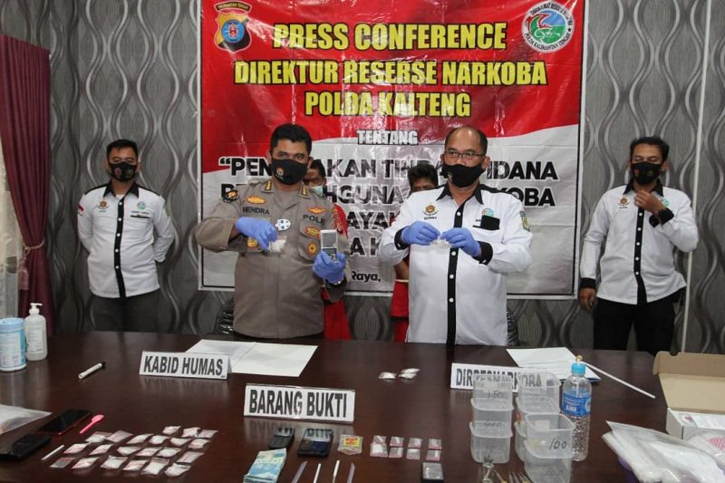 Sesosok Mayat Terbujur Kaku di Lokasi Bangunan Sarang Walet