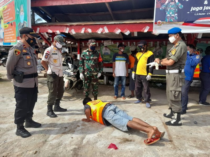 Berikan Rasa Aman dan Nyaman, Polsek Seruyan Hulu Lakukan Pengaturan Lalu Lintas Tiap Pagi