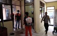Sterilisasi Mako, Polsek Katingan Hilir Semprot Disinfektan