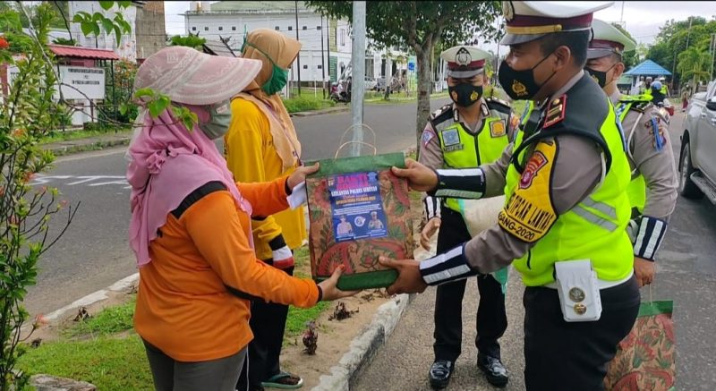 Sabhara Polres Seruyan Laksanakan Giat Patroli Pakai Sepeda