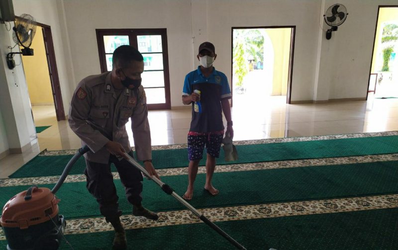 Bentuk Dukungan, Wakapolres Seruyan Kunjungi Posko Bencana Banjir