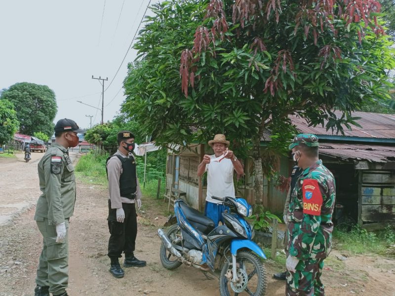 Pandemi Covid-19, Polairud Polres Seruyan Rutin Gelar Kegiatan Jumat Berkah