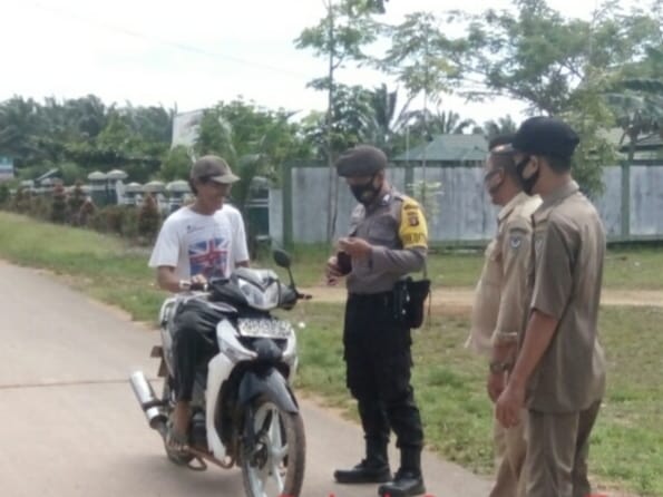 Pastikan Arus Lalu Lintas Lancar, Polisi Laksanakan Giat Pengaturan Pagi