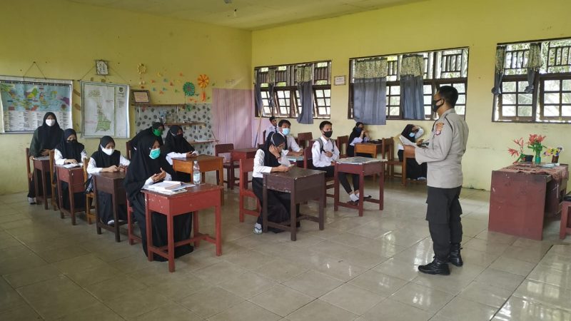 Satlantas Polres Seruyan Sampaikan Imbauan Patuhi Prokes