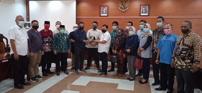 Optimalkan Perhatian Terhadap Petani dan Nelayan