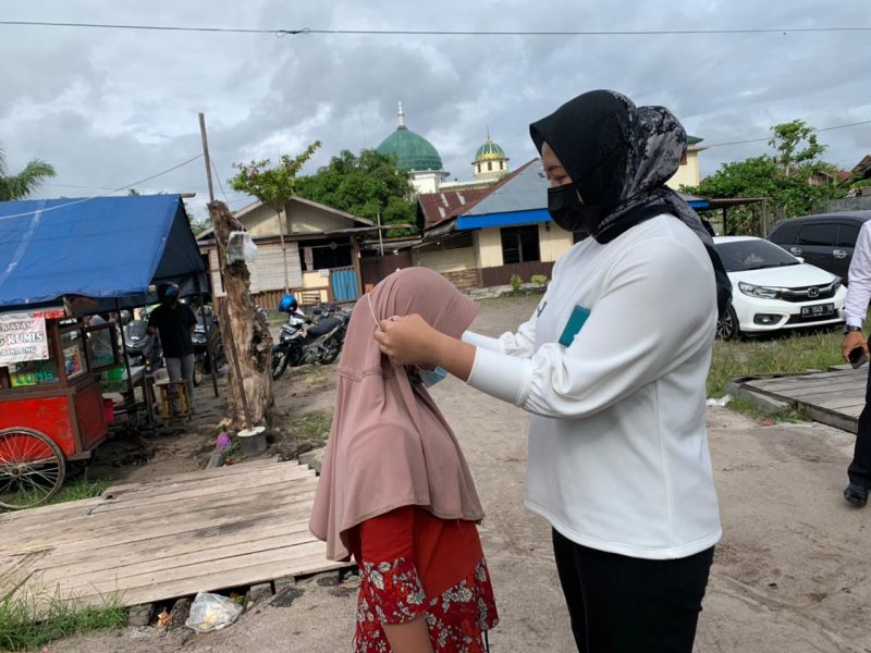 Cegah Penularan Covid-19, Personel Polsek Katingan Hilir Patroli  ke Sejumlah Cafe