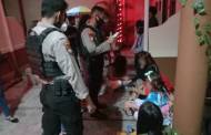 Polisi Gerebek Sebuah Wisma,  22 Remaja Diangkut, Ditemukan Kondom dan Tisu Magic