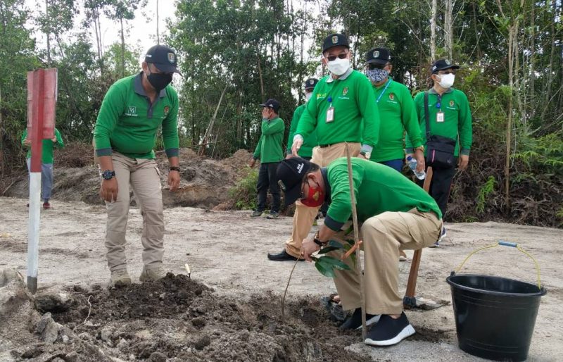 Heboh, Wanita Ini Nekat Bakar Diri di Depan Rumah