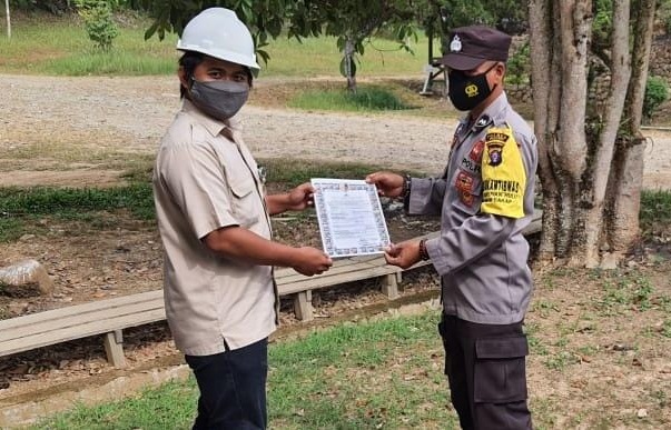 Polisi Rutin Lakukan Pengaturan Arus Lalu Lintas di Kota Kuala Pembuang