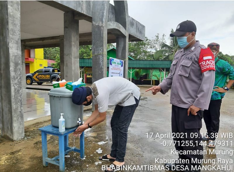 Bhabinkamtibmas Desa Bahitom Ingatkan Penerima dan Pemberi Suap Termasuk Pungli