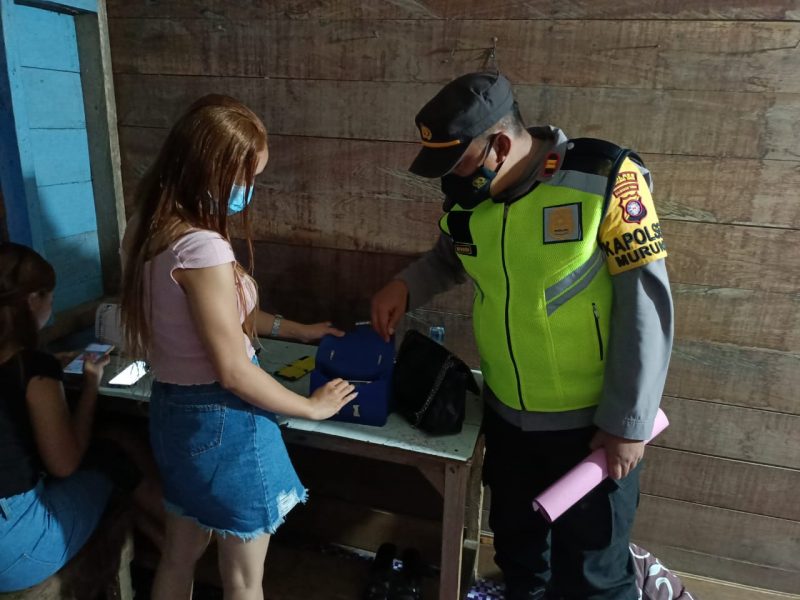 Jaga Kamtibmas Kondusif, Polsek Murung Tertibkan Pedagang Petasan