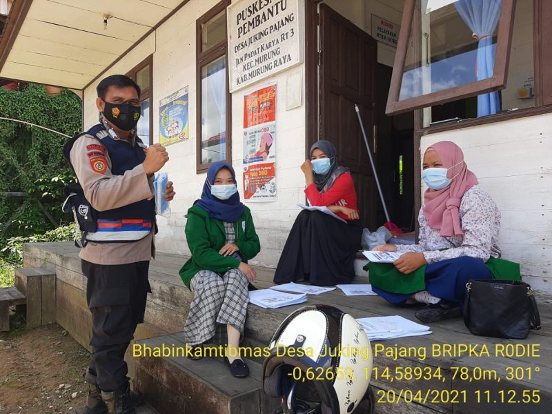 Ingatkan Warga di Desa Muara Bumban Jauhi Praktik Pungli
