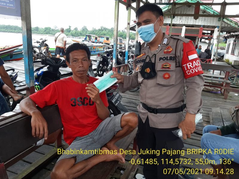 Kompak, Bhabinkamtibmas dan Babinsa Bersama Sambang Warga