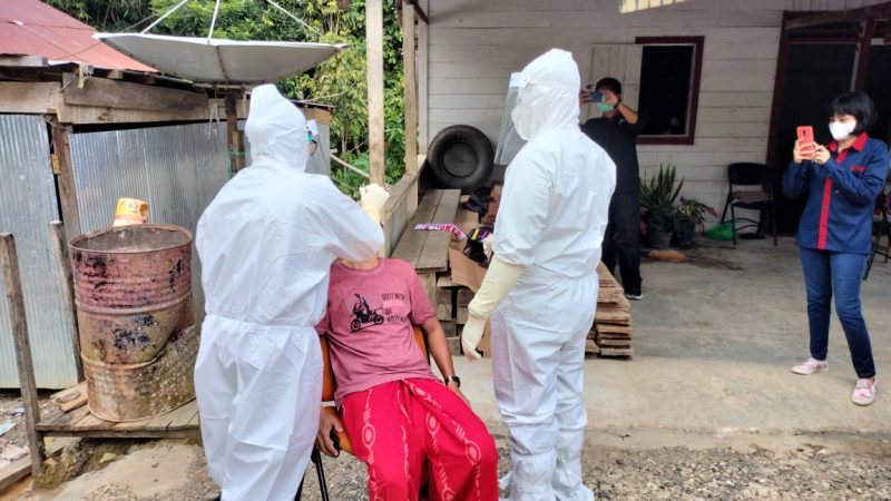 Berikan Masker kepada Warga sebagai Solusi Cegah Penyebaran Covid-19