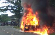 Mobil Pengangkut BBM Terbakar di Jalan Kasongan-Kereng Pangi