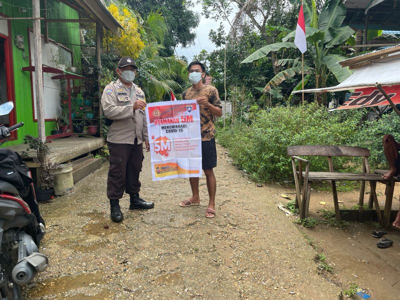 Bripka Akhmad Kholil Berikan Sosialisasi Saber Pungli