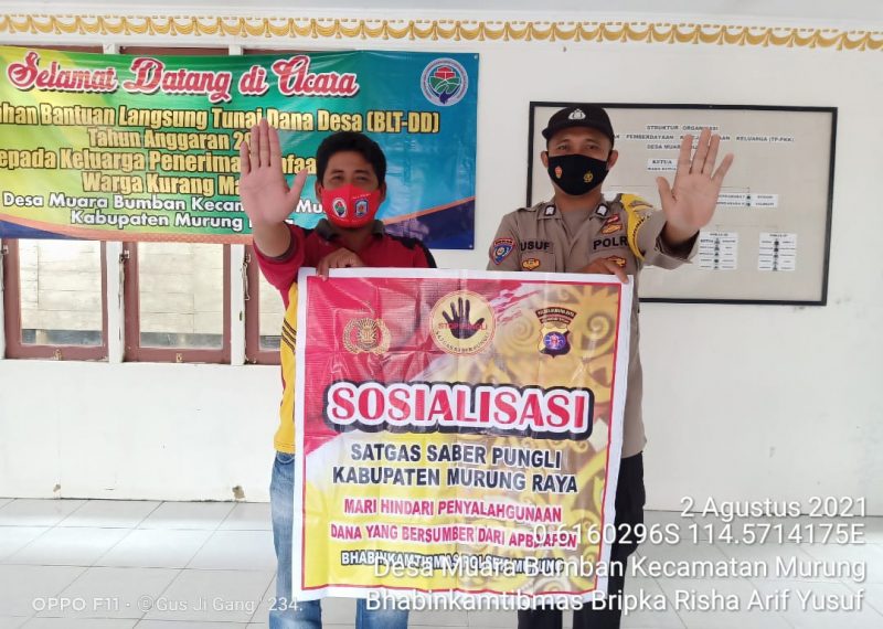 Salurkan Bantuan kepada Warga yang Terkonfirmasi Positif Covid-19