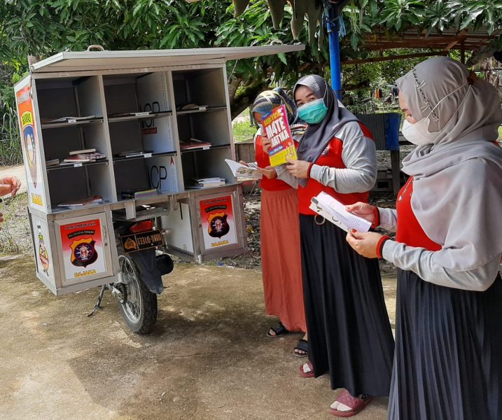 Bripka Grenville Stanley Berikan Sosialisasi Kamtibmas dan Saber Pungli