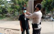 Kampanyekan Prokes Sembari Membagikan Masker Gratis