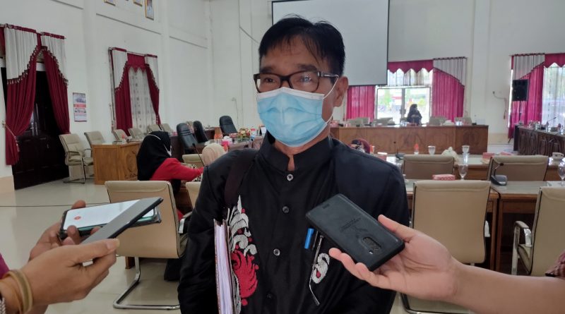Pemkab Diminta untuk Memajukan Produk Unggulan di Desa