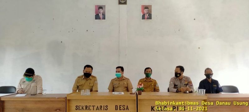 Briptu Debby Saputra Latih Pramuka Saka Bhayangkara