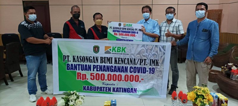 Bripka Leo Kapisah Lakukan Sosialisasi Prokes dengan Menyambangi Warga