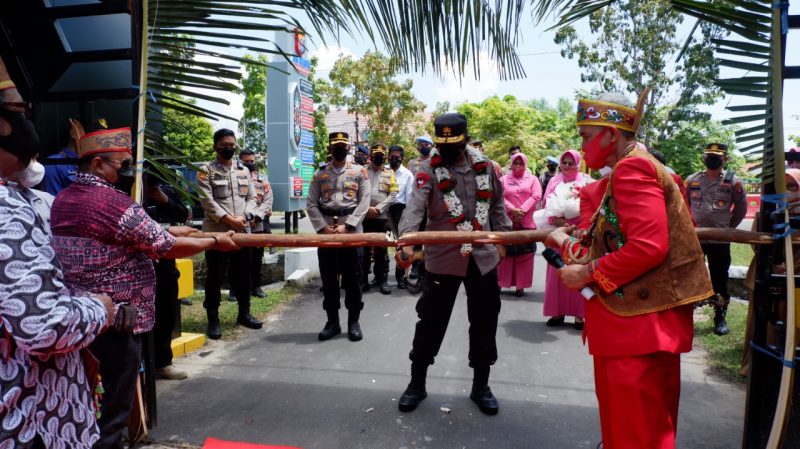 Jajaran Polres Seruyan Sambut Kunjungan Kerja Kapolda Kalteng