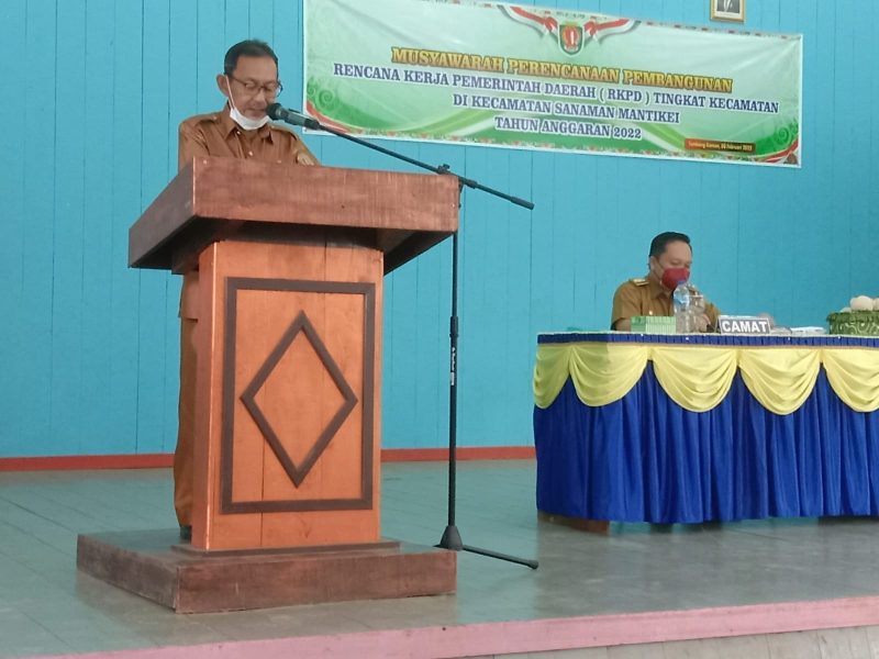 Vaksinasi Harus Mampu Mencapai Seratus Persen