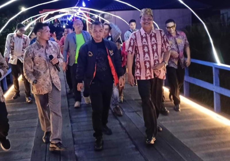 Ketua DPRD Dukung Keberadaan Angkringan Batang Banyu di Desa Sungai Undang