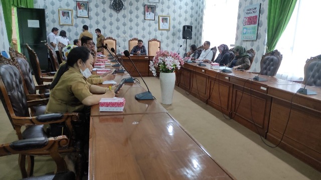 Bupati Seruyan Lantik Dua Pejabat Struktural dan Pj. Kades Durian Kait