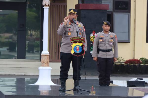 Pimpin Apel Pagi, Kapolres Seruyan Ingatkan Personel Jaga Nama Baik Institusi