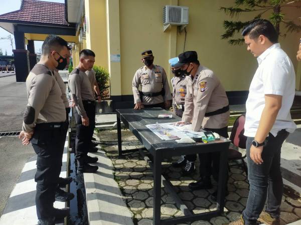 Sipropam Tes Urine Empat  Perwira Baru Mutasi ke Polres Seruyan