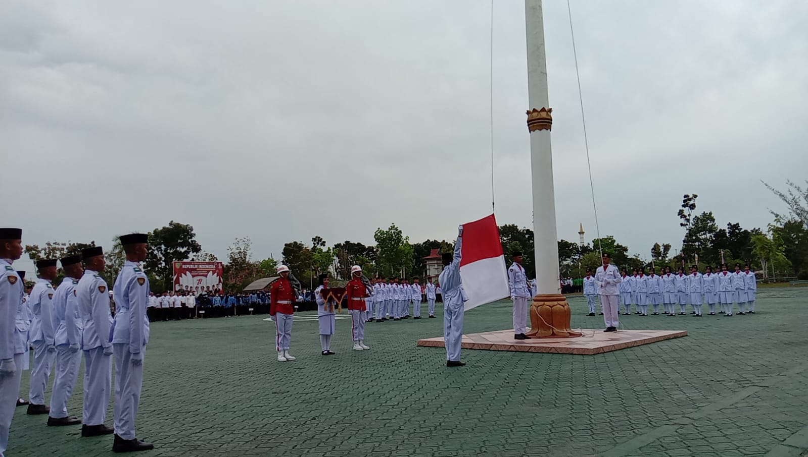 Bupati Mengajak Masyarakat Tetap Jaga Persatuan dan Kesatuan