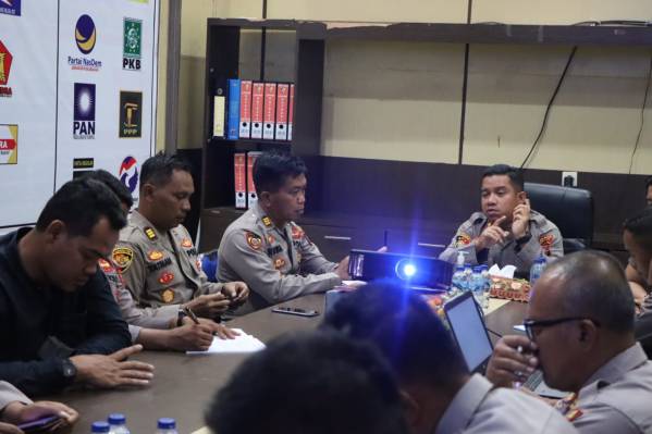 Wakapolres Seruyan Pimpin Rapat Persiapan Pengamanan Natal dan Tahun Baru