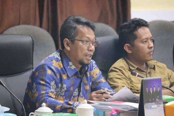 Rawan Banjir, Masyarakat Usulkan Jalan Desa di Dapil II Ditinggikan