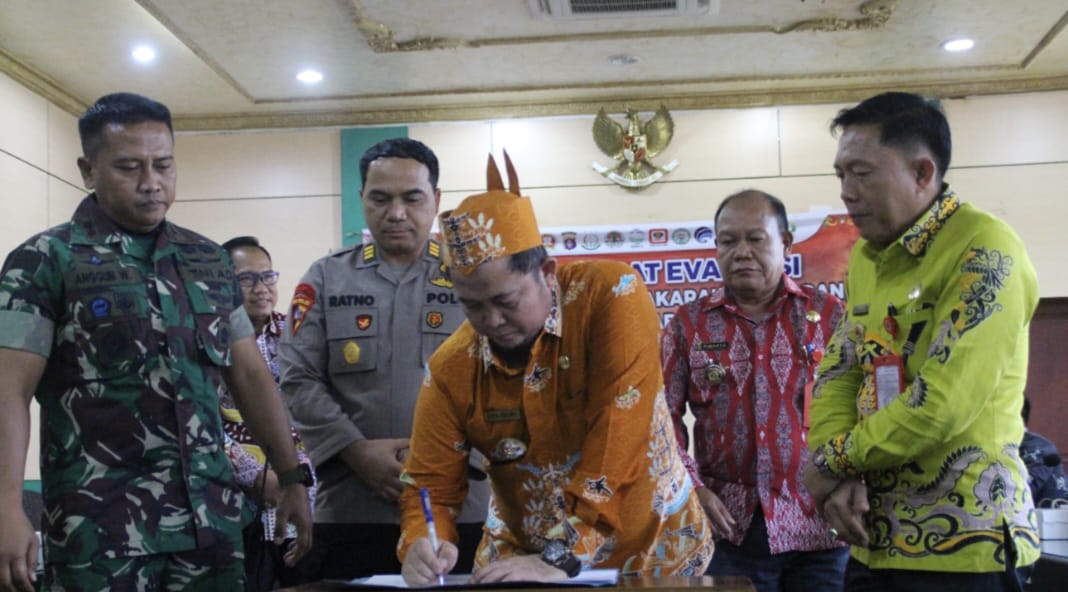 Tanggapi Empat Buah Raperda, Fraksi Amanat Indonesia Raya Sampaikan Pemandangan Umum