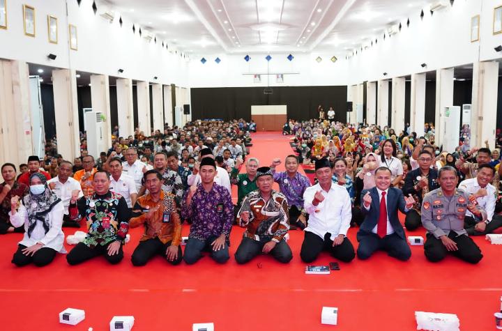 BUPATI : Berikan Pelayan Terbaik Kepada Masyarakat