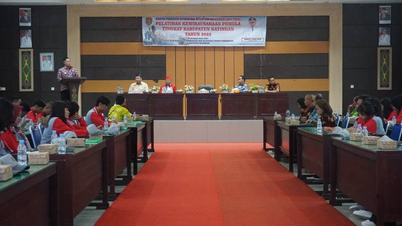 Pj. Bupati Katingan Apresiasi Pelaksanaan Pelatihan Kewirausahaan Pemula